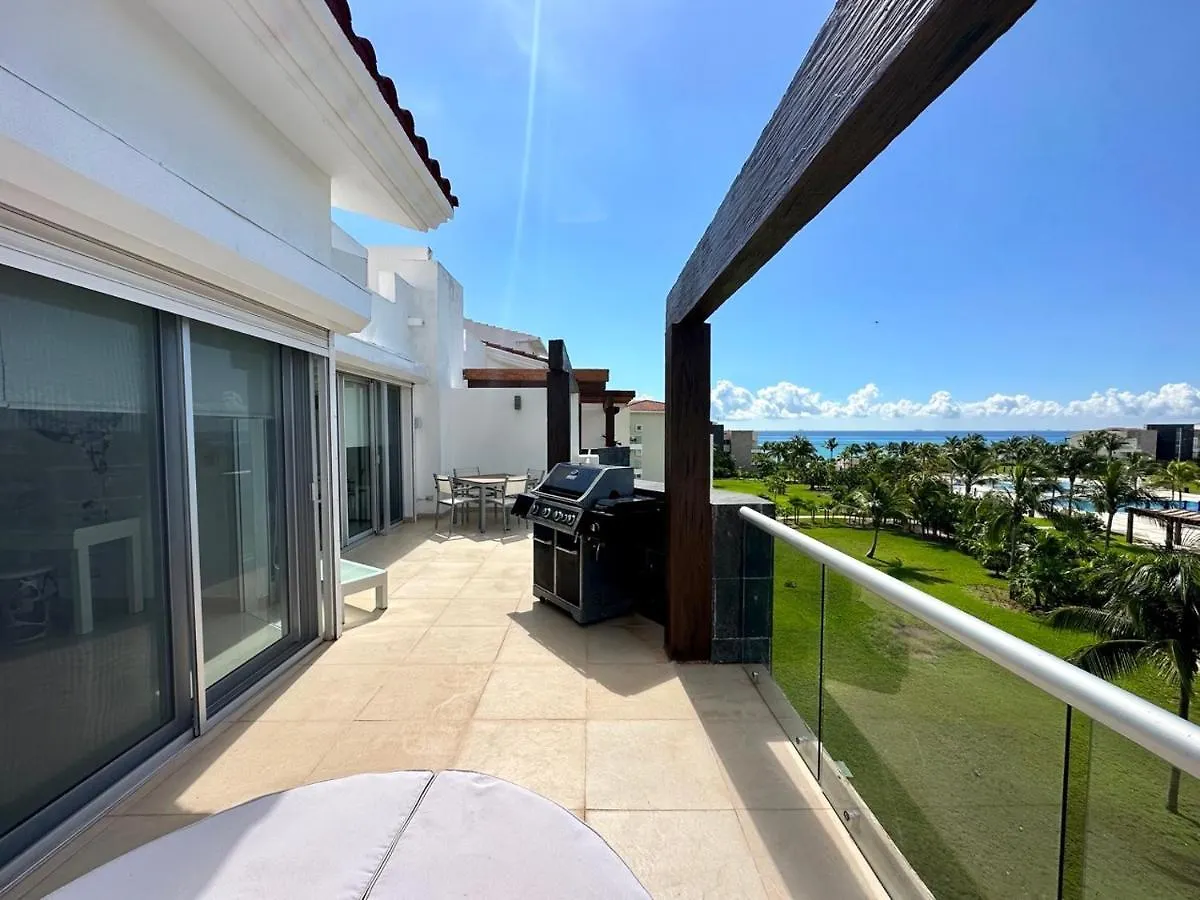 Apartment Luxury Beachfront Resort At Mareazul Playa del Carmen Mexico