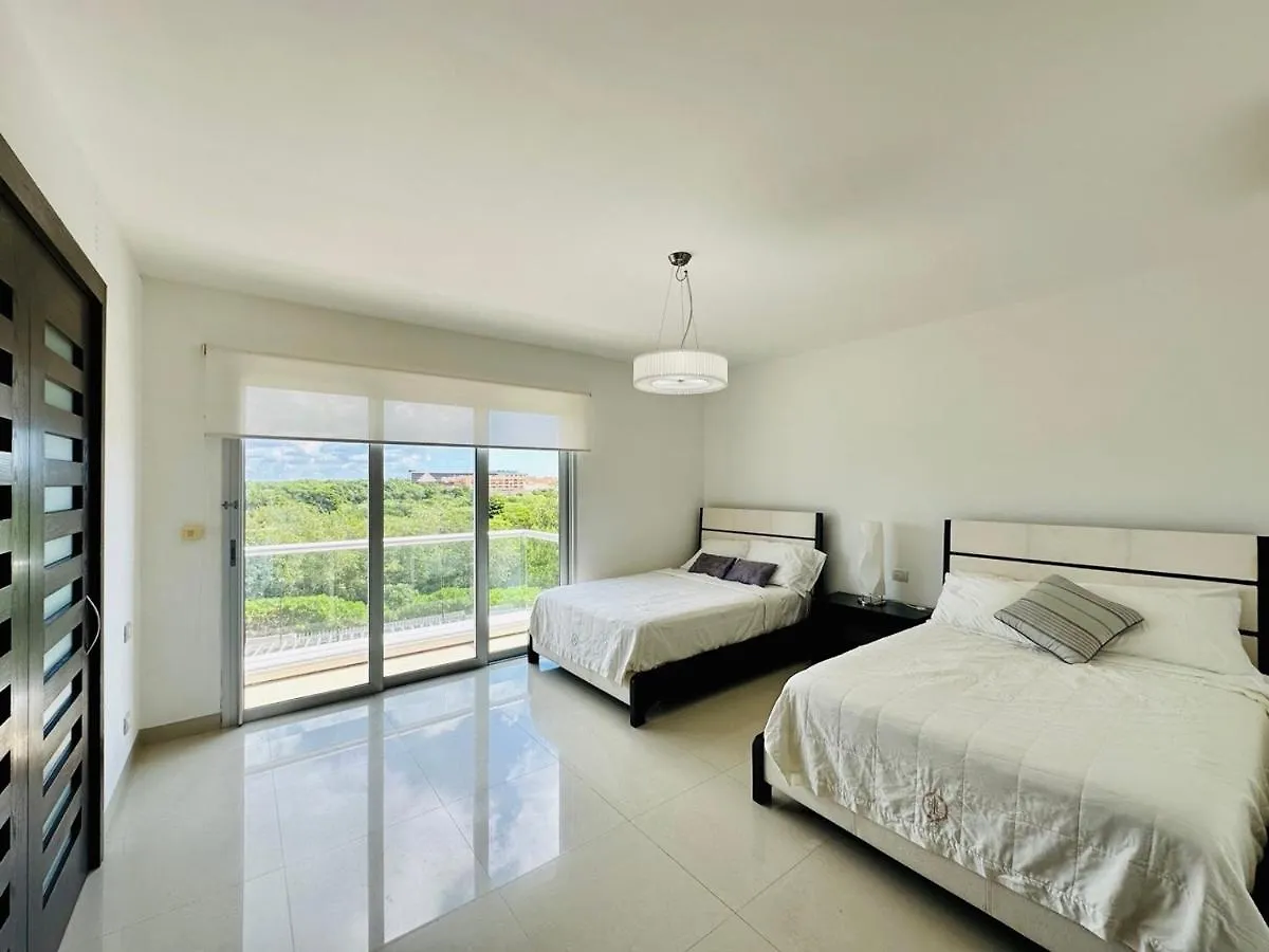 Luxury Beachfront Resort At Mareazul Playa del Carmen