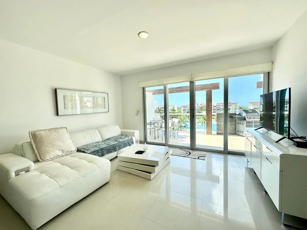 Apartment Luxury Beachfront Resort At Mareazul Playa del Carmen