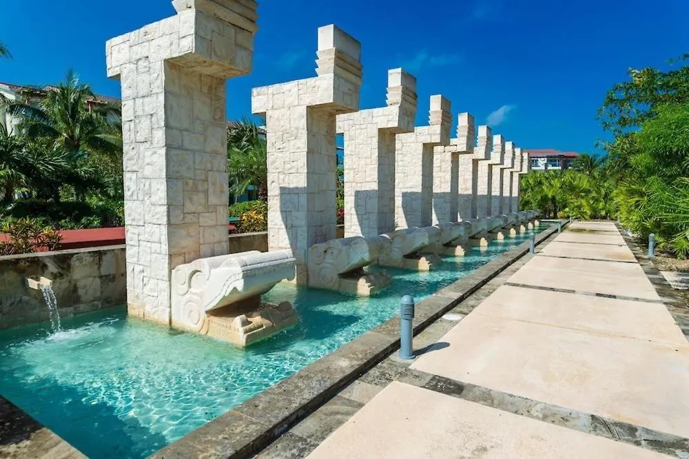 Luxury Beachfront Resort At Mareazul Playa del Carmen