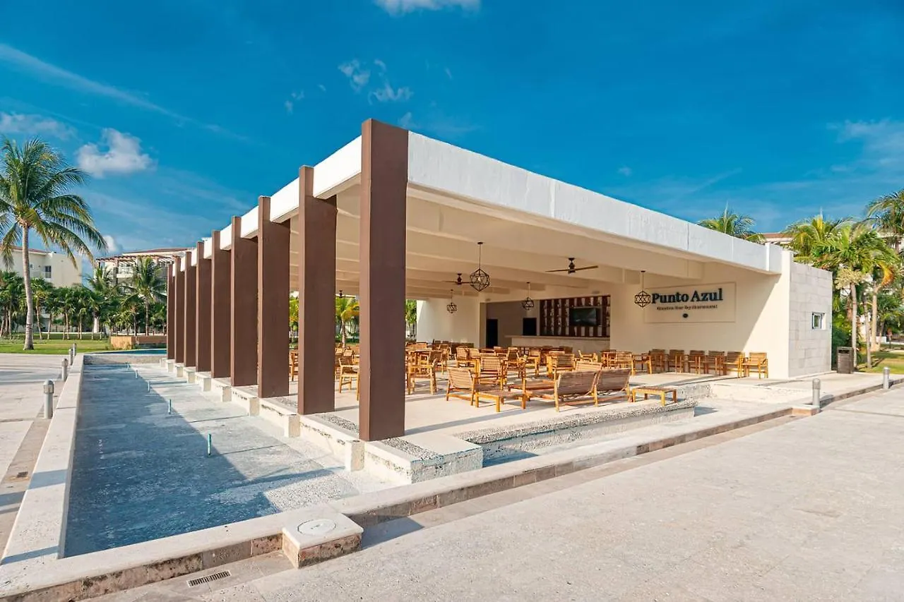 Apartment Luxury Beachfront Resort At Mareazul Playa del Carmen