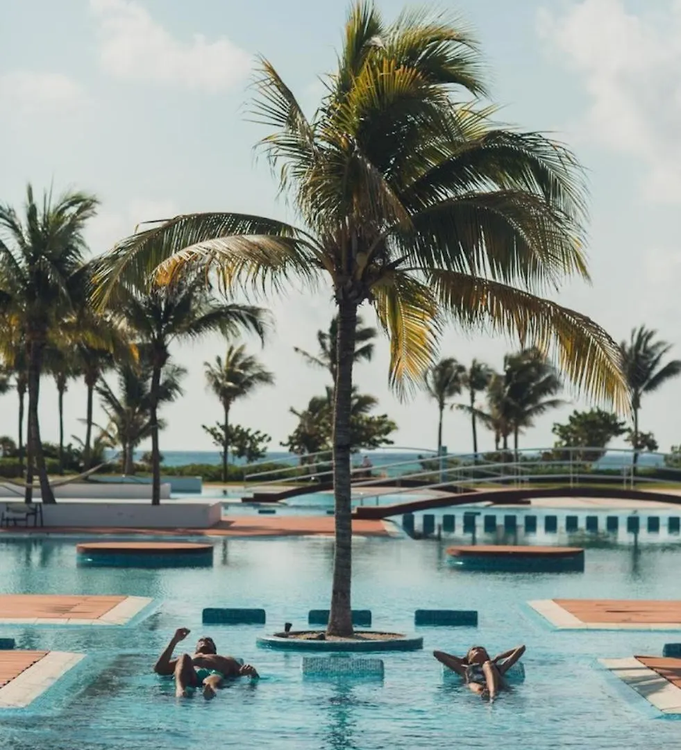 Luxury Beachfront Resort At Mareazul Playa del Carmen Mexico