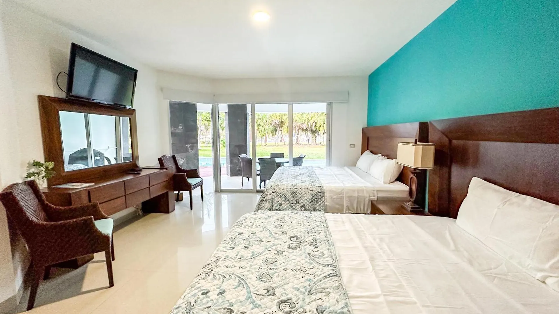 Luxury Beachfront Resort At Mareazul Playa del Carmen 0*,  Mexico