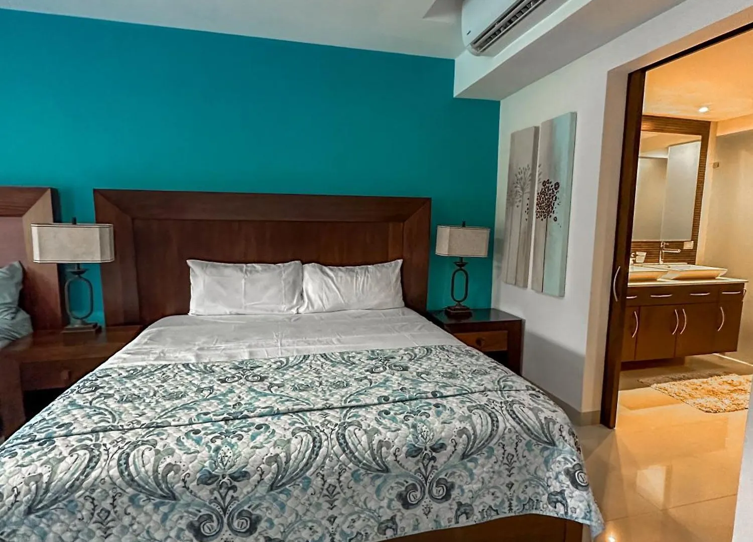Luxury Beachfront Resort At Mareazul Playa del Carmen