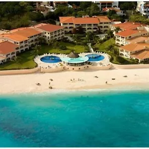 Apartment Bonito Departamento: Beachfront Oasis Near Quinta Avenida, Playa del Carmen