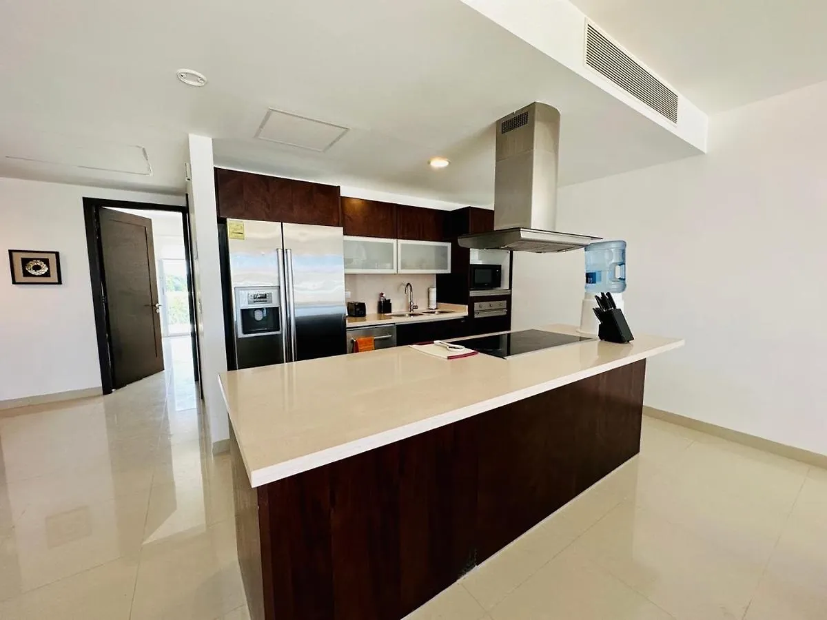 Apartamento Luxury Beachfront Resort At Mareazul Playa del Carmen