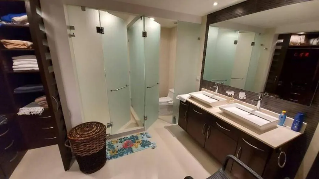 Luxury Beachfront Resort At Mareazul Playa del Carmen México